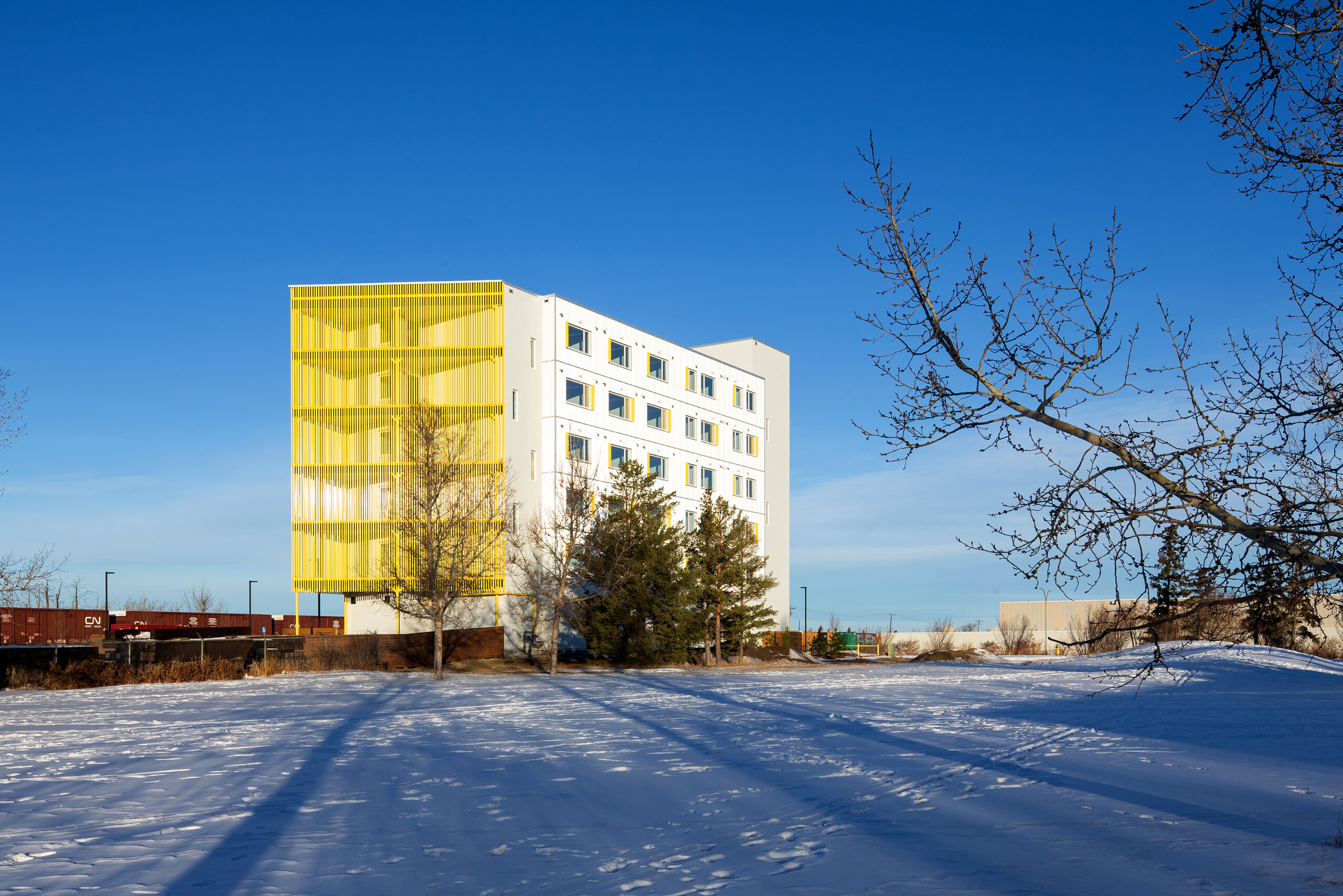 city-of-edmonton-modular-supportive-housing-mcarthur-projects