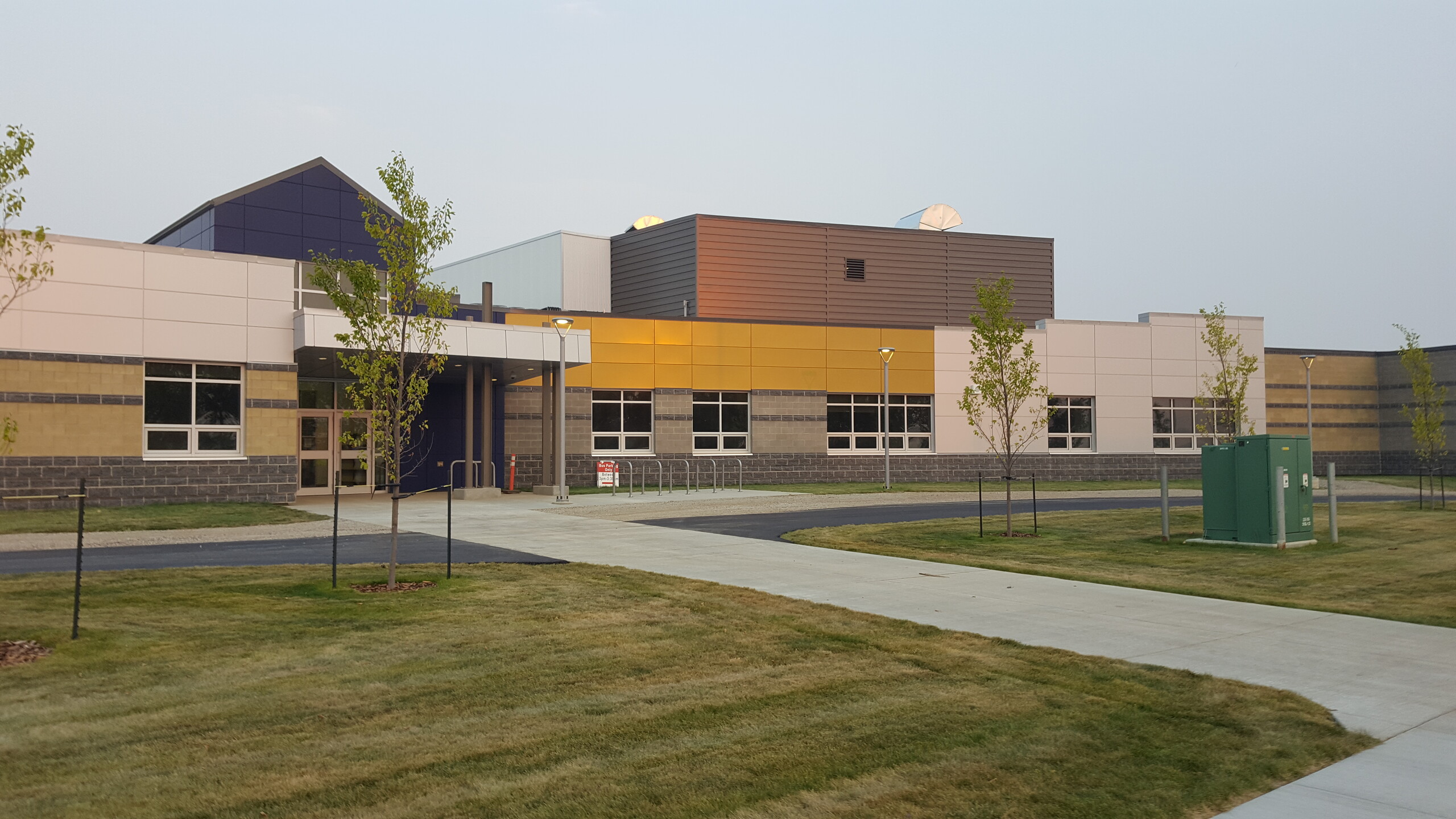 East Wheatland K-12 School: Projects - Delnor construction managers